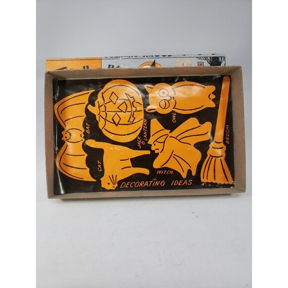 Vintage Halloween Trick or Treat  Cooky Cutters 1960s Cookie Metal Original Box - Picture 5 of 14